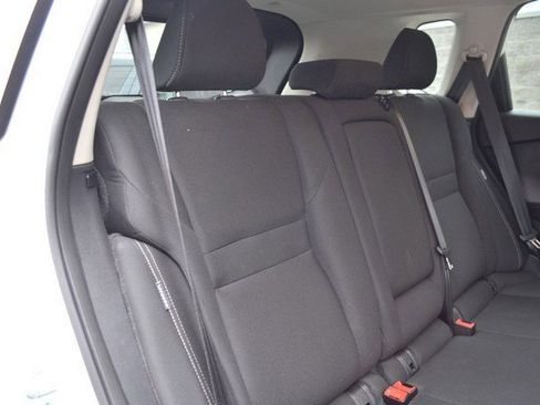 Used 2024 Nissan Rogue S image 36