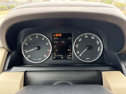 Used 2016 Land Rover LR4 HSE LUX image 23