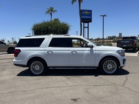Used 2023 Ford Expedition Max Limited RWD image 6