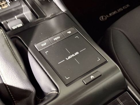 Used 2023 Lexus GX 460 Premium w/ Premium Package AWD/4WD image 15