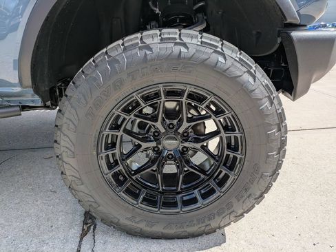 New 2025 Ford Bronco 2-Door AWD/4WD image 20