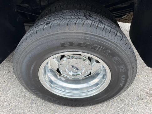 Used 2015 Ford F350 Platinum AWD/4WD image 42