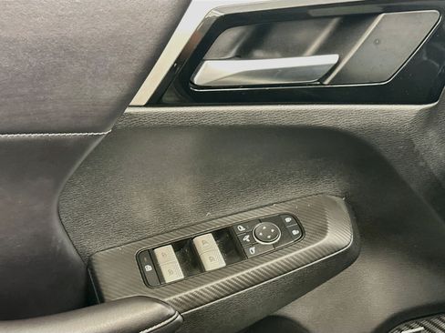 Used 2025 Mitsubishi Outlander SE AWD/4WD image 15