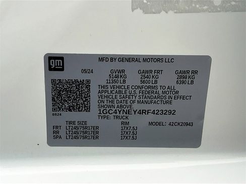 Used 2024 Chevrolet Silverado 2500 LT image 29