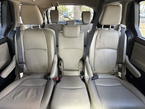Used 2018 Honda Odyssey EX-L image 13