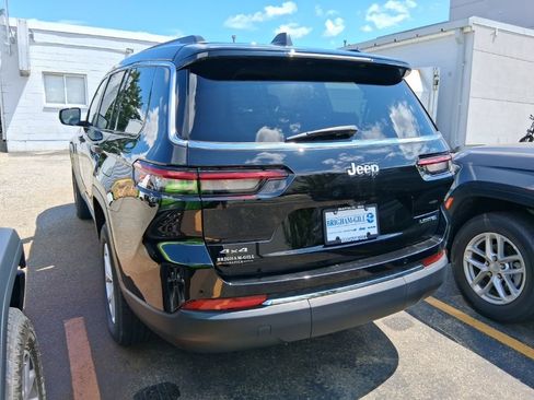 Certified 2023 Jeep Grand Cherokee L Limited AWD/4WD image 10