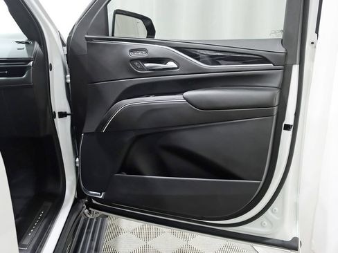 Used 2024 Cadillac Escalade V AWD/4WD image 44