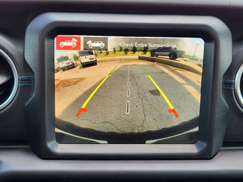 Used 2022 Jeep Wrangler Unlimited Rubicon 4xe w/ Steel Bumper Group image 18