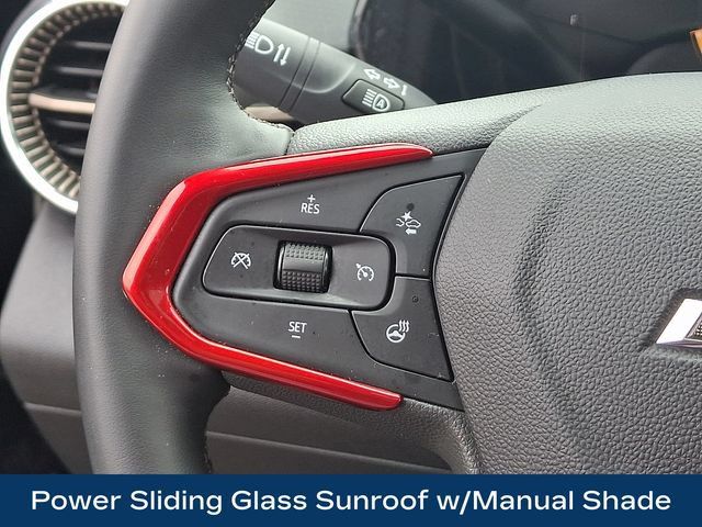 Used 2024 Chevrolet Trax ACTIV w/ Sunroof Package FWD image 7