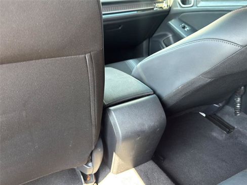 Used 2022 Honda Civic Sport image 16