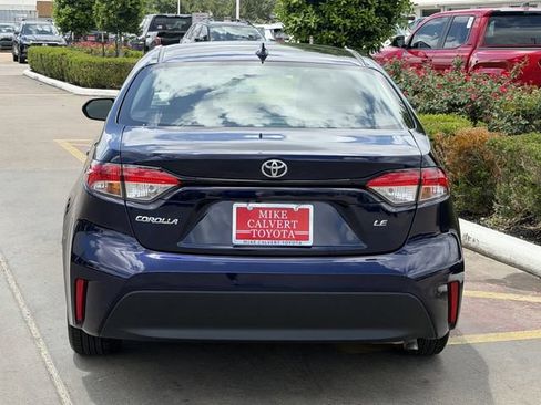 Used 2024 Toyota Corolla LE FWD image 6