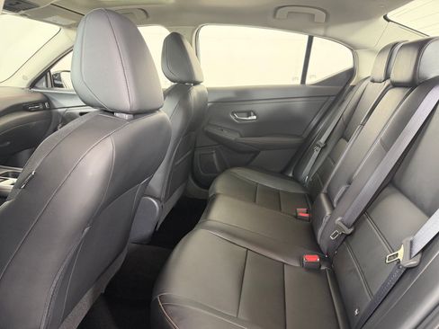 Used 2023 Nissan Sentra SR w/ SR Premium Package FWD image 24