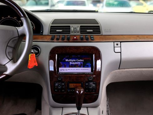 Used 2001 Mercedes-Benz S 500 image 34