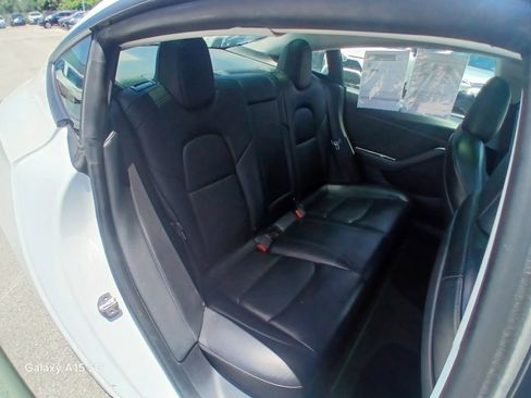 Used 2022 Tesla Model 3 Long Range AWD/4WD image 15