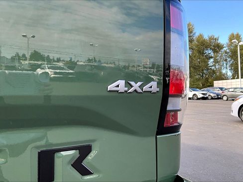 New 2026 Nissan Frontier SV w/ SV Convenience Package image 8