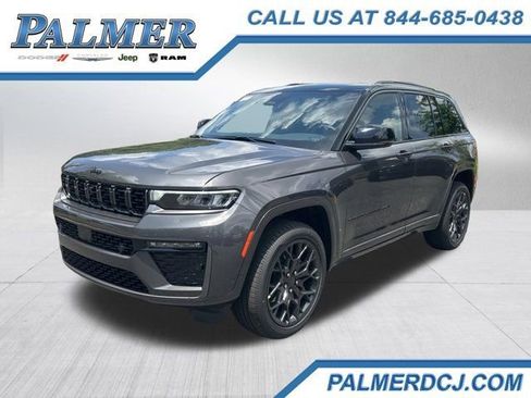 New 2026 Jeep Grand Cherokee Summit AWD/4WD image 1