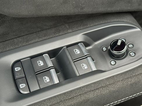 Used 2024 Lamborghini Urus Performante image 16