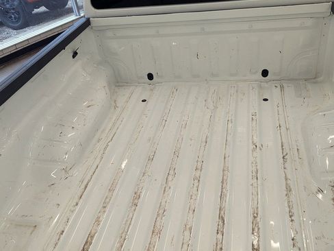 Used 2024 Nissan Frontier SV w/ Technology Package image 25