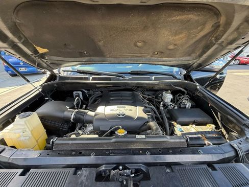 Used 2016 Toyota Tundra Limited image 37