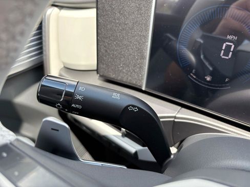 New 2026 Hyundai Santa Fe SEL FWD image 26