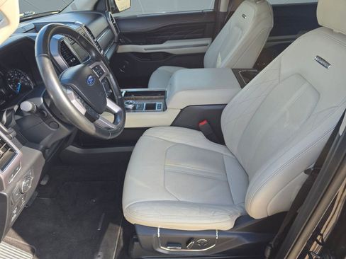 Used 2021 Ford Expedition Platinum image 44