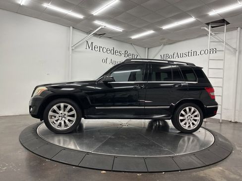 Used 2010 Mercedes-Benz GLK 350 4MATIC image 4