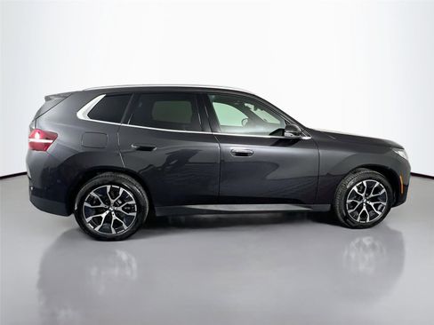 Certified 2025 BMW X3 xDrive30i w/ Premium Package image 7