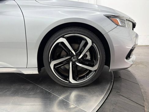 Used 2022 Honda Accord Sport image 9