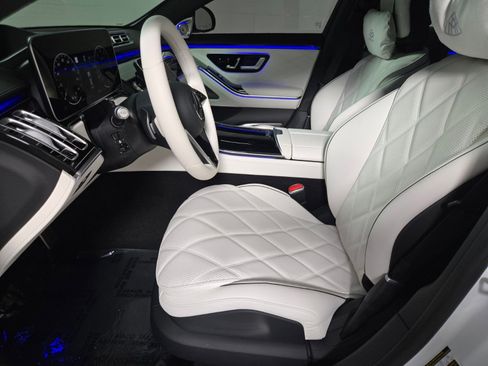 Used 2026 Mercedes-Benz Maybach S 680 4MATIC image 11