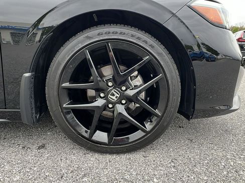 Certified 2025 Honda Civic Sport image 11