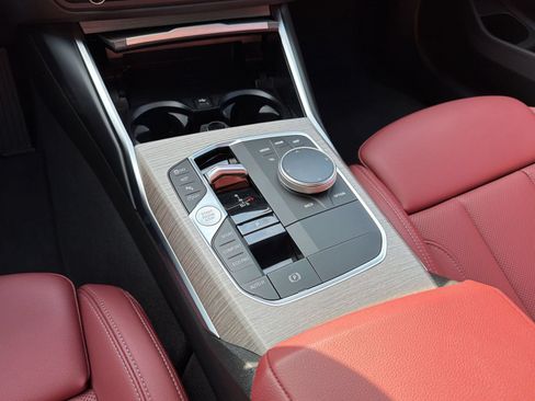 Used 2025 BMW 330i Sedan RWD image 14