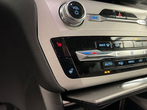 Certified 2023 Ford Explorer XLT w/ Equipment Group 202A image 14