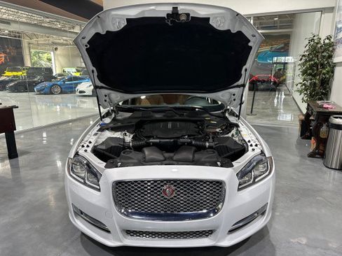 Used 2016 Jaguar XJ L Portfolio AWD/4WD image 24