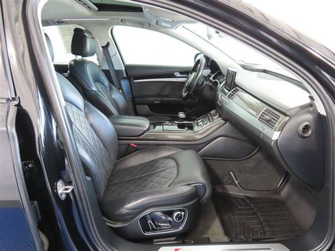 Used 2017 Audi S8 Plus AWD/4WD image 29