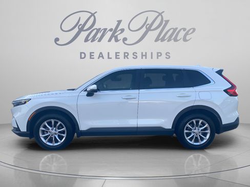 Used 2023 Honda CR-V EX image 2