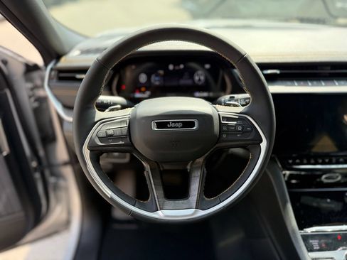 New 2026 Jeep Grand Cherokee L Limited AWD/4WD image 6