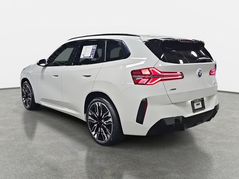 Certified 2025 BMW X3 xDrive30i w/ M Sport Package image 8