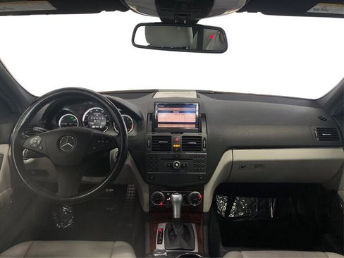 Used 2010 Mercedes-Benz C 300 C 300 image 23