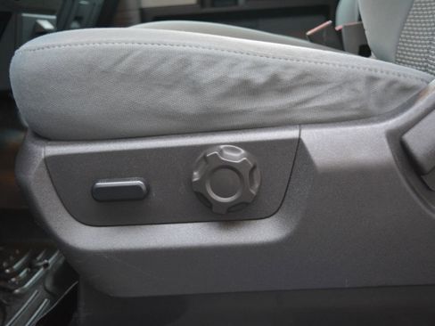 Used 2014 Ford F250 XLT w/ FX4 Off-Road Package image 35