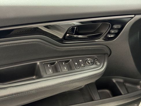 Used 2022 Honda Odyssey Touring image 15