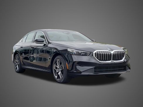 New 2027 BMW 530i xDrive w/ Premium Package AWD/4WD image 3