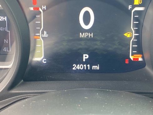 Used 2024 Jeep Wrangler Unlimited Sport AWD/4WD image 43