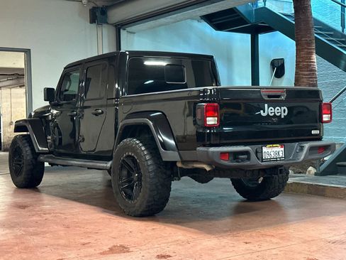 Certified 2021 Jeep Gladiator Overland w/ Popular Equipment Package AWD/4WD image 3
