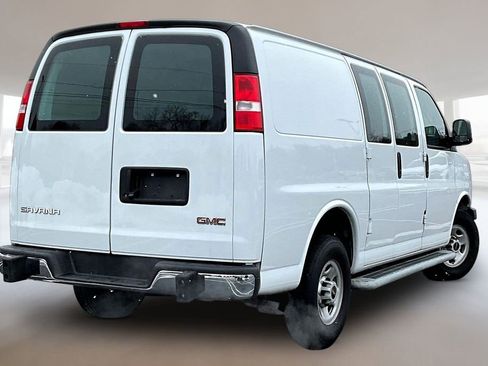 Used 2024 GMC Savana 2500 w/ Driver Convenience Package image 6
