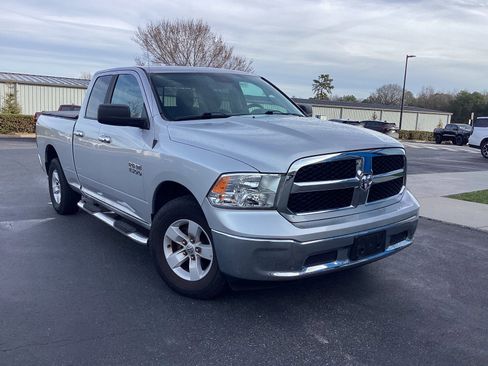 Used 2017 RAM 1500 Classic SLT image 7