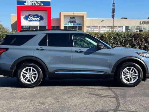Certified 2025 Ford Explorer Active image 9