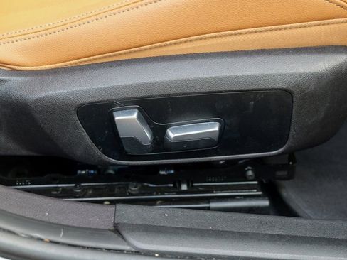 Used 2023 BMW 330i xDrive Sedan w/ Driving Assistance Package image 37