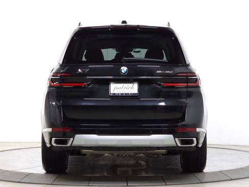 Used 2026 BMW X7 xDrive40i AWD/4WD image 7