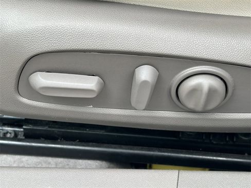 Used 2024 Chevrolet Malibu LT image 26