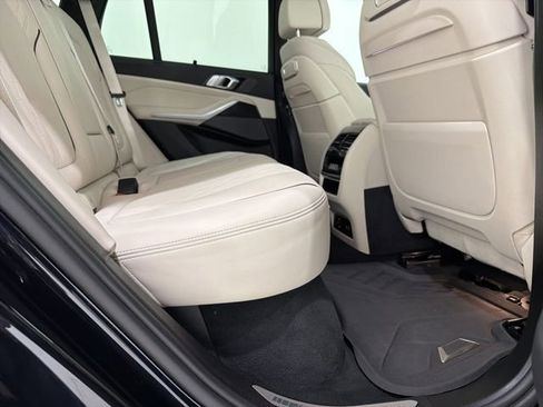 Certified 2024 BMW X5 xDrive40i w/ Executive Package AWD/4WD image 23